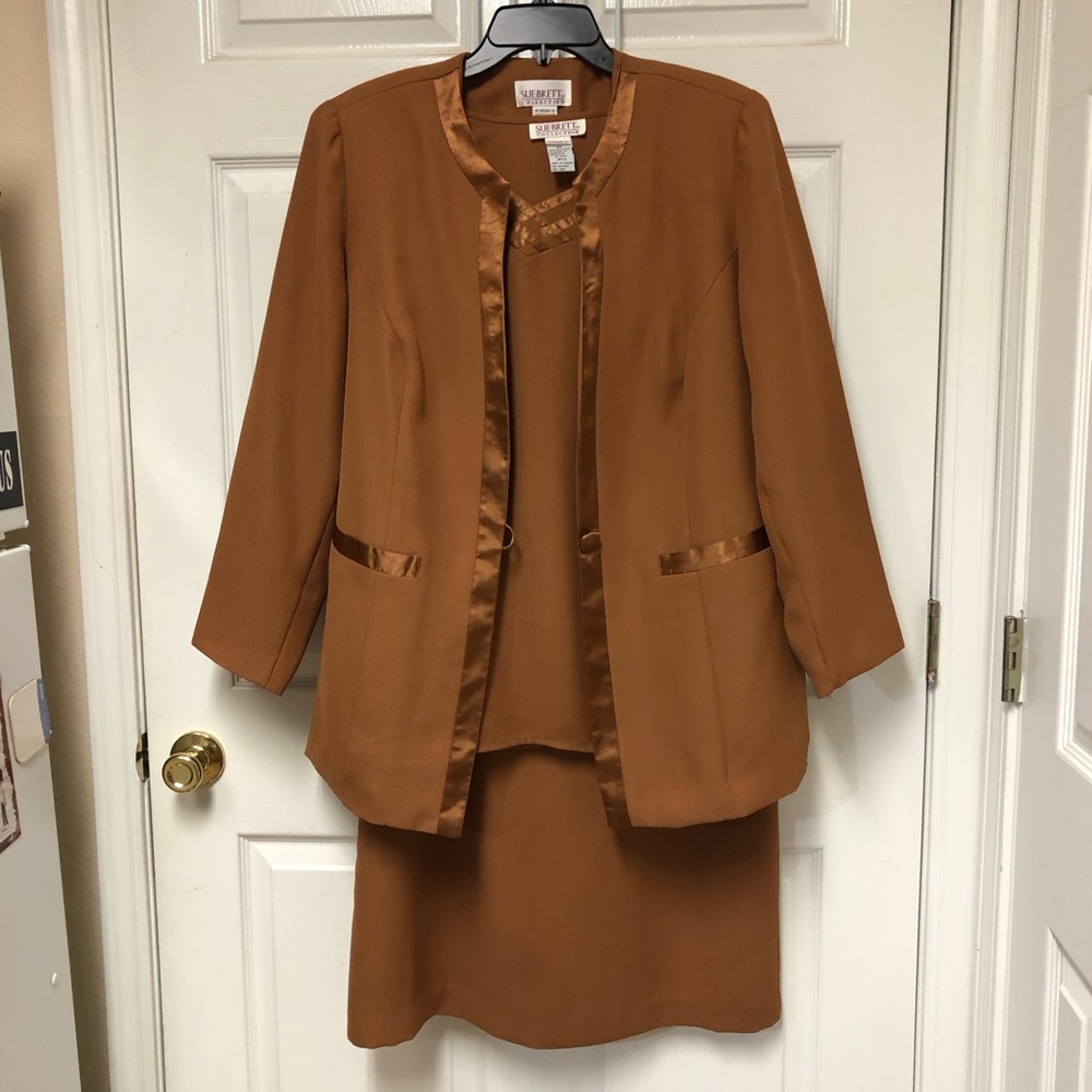 Sue Brett Collection Brown Three-Piece Skirt Suit